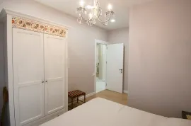 იყიდება ბინა, 4 ოთახიანი, ახალი აშენებული, თბილისი, საბურთალო