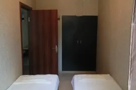Продается квартира, 4 Kомнатная, Старое здание, Тбилиси, Чугурети