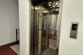 For Rent, Universal commercial space, vake