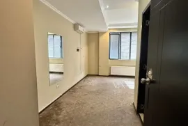 For Rent, Universal commercial space, vake
