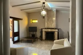 Продается квартира, 4 Kомнатная, Старое здание, Тбилиси, saburtalo