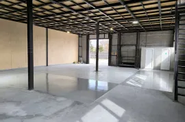 For Rent, Warehouse, Lilo