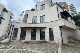 For Sale , Universal commercial space, Bagebi
