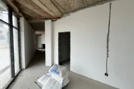 For Sale , Universal commercial space, Bagebi