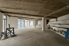 For Sale , Universal commercial space, Bagebi