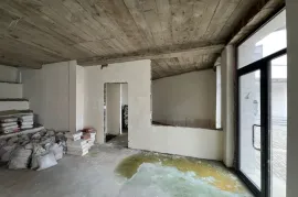 For Sale , Universal commercial space, Bagebi
