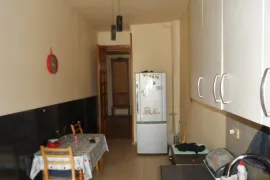 Продается квартира, 6 Kомнатная, Старое здание, Тбилиси, saburtalo