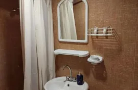 For Rent, 1 Room, Old building, Tbilisi, Chugureti