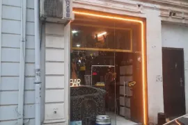 იყიდება, უნივერსალური კომერციული  ფართი