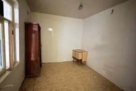 იყიდება ბინა, 3 ოთახიანი, ძველი აშენებული, თბილისი, ნაძალადევი