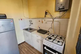 For Rent, 1 Room, Old building, Tbilisi, saburtalo
