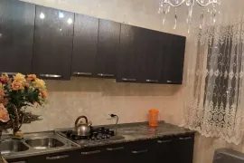 For Rent, 5 Room, Old building, Kutaisi