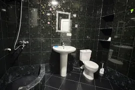 For Rent, 5 Room, Old building, Kutaisi