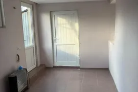 იყიდება სახლი, 9 ოთახიანი, გორი, ხიდისთავი