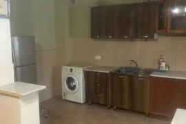 Продается квартира, 3 Kомнатная, Старое здание, Тбилиси, Самгори