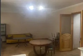 Продается квартира, 3 Kомнатная, Старое здание, Тбилиси, Самгори