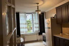 Apartment for sale, 4 Room, Old building, Tbilisi, saburtalo