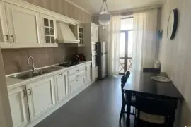 Аренда, 4 Kомнатная, Новостройка, Тбилиси, vake