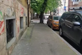 Продается квартира, 4 Kомнатная, Старое здание, Тбилиси, Сололаки