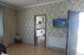 Продается квартира, 7 Kомнатная, Старое здание, Тбилиси, Исани