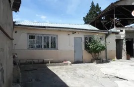 Продается квартира, 7 Kомнатная, Старое здание, Тбилиси, Исани