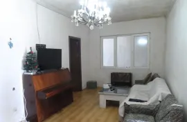 Продается квартира, 7 Kомнатная, Старое здание, Тбилиси, Исани