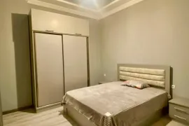 იყიდება ბინა, 3 ოთახიანი, ახალი აშენებული, ბათუმი, აეროპორტის უბანი