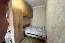 იყიდება ბინა, 3 ოთახიანი, ძველი აშენებული, თბილისი, ავლაბარი