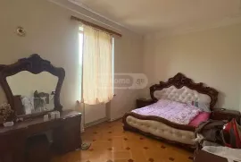იყიდება სახლი, 10 ოთახიანი, თელავი, წინანდალი