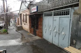 იყიდება სახლი, 4 ოთახიანი, თბილისი, ისანი