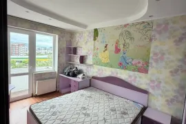 Продается квартира, 4 Kомнатная, Старое здание, Тбилиси, Диди Дигоми