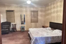 იყიდება სახლი, 5 ოთახიანი, კასპი, თვალადი
