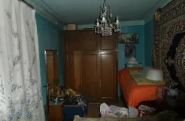 Продается квартира, 3 Kомнатная, Старое здание, Тбилиси, Темка