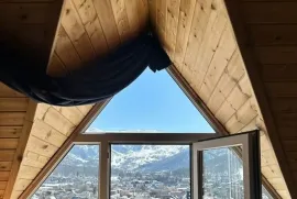 ქირავდება ბინა, 2 ოთახიანი, ახალი აშენებული, ბორჯომი, ბაკურიანი