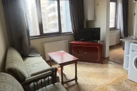 For Rent, 2 Room, Old building, Tbilisi, Chugureti
