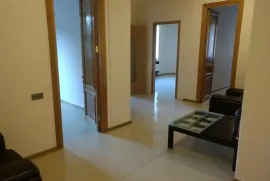 ქირავდება, საოფისე ფართი, ვაკე