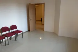 ქირავდება, საოფისე ფართი, ვაკე