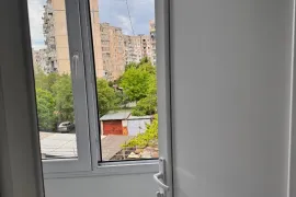 იყიდება ბინა, 5 ოთახიანი, ძველი აშენებული, თბილისი, ვარკეთილი