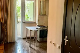 ქირავდება, საოფისე ფართი, ვაკე
