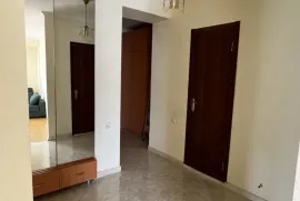 იყიდება ბინა, 2 ოთახიანი, ძველი აშენებული, თბილისი, საბურთალო