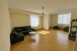 იყიდება ბინა, 2 ოთახიანი, ძველი აშენებული, თბილისი, საბურთალო
