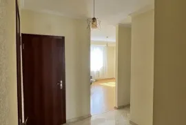 იყიდება ბინა, 2 ოთახიანი, ძველი აშენებული, თბილისი, საბურთალო