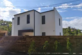 იყიდება სახლი, 5 ოთახიანი, ბათუმი, მახინჯაური