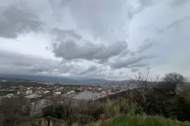 იყიდება მიწის ნაკვეთი, კომერციული, სოფ. დიღომი