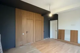 იყიდება სახლი, 5 ოთახიანი, თბილისის შემოგარენი, წყნეთი