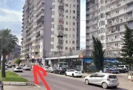 ქირავდება, სავაჭრო ფართი, აღმაშენებლის დასახლება