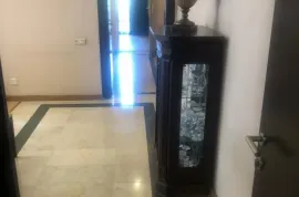 იყიდება ბინა, 4 ოთახიანი, ძველი აშენებული, თბილისი, საბურთალო