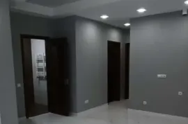 ქირავდება, საოფისე ფართი