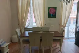 იყიდება ბინა, 4 ოთახიანი, ახალი აშენებული, ბათუმი, ძველი ბათუმის უბანი