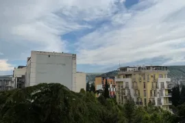 Daily Apartment Rent, 3 Room, Old building, Tbilisi, Nadzaladevi